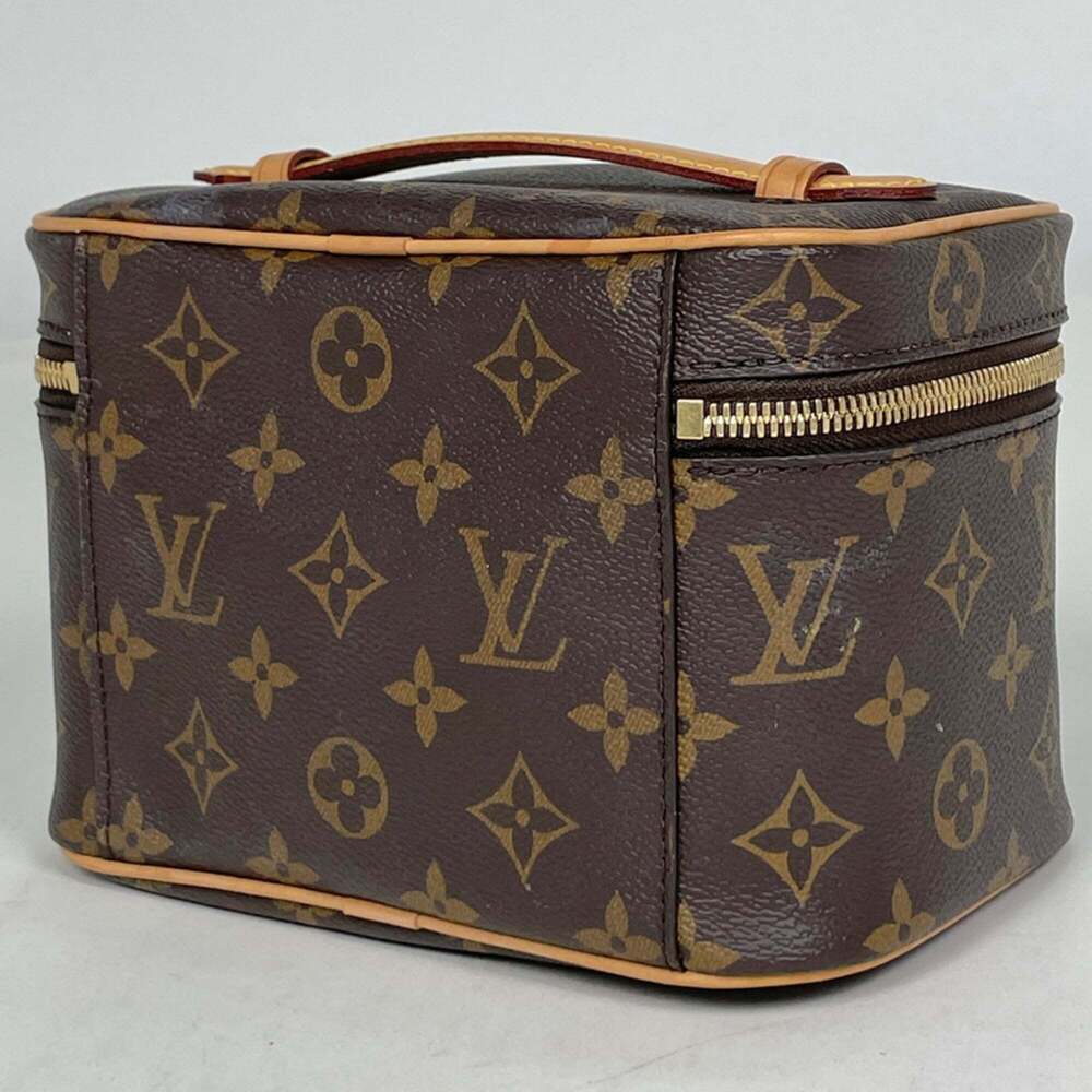 LOUIS VUITTON Authentic Brown Monogram Pouch - Picture 2 of 8